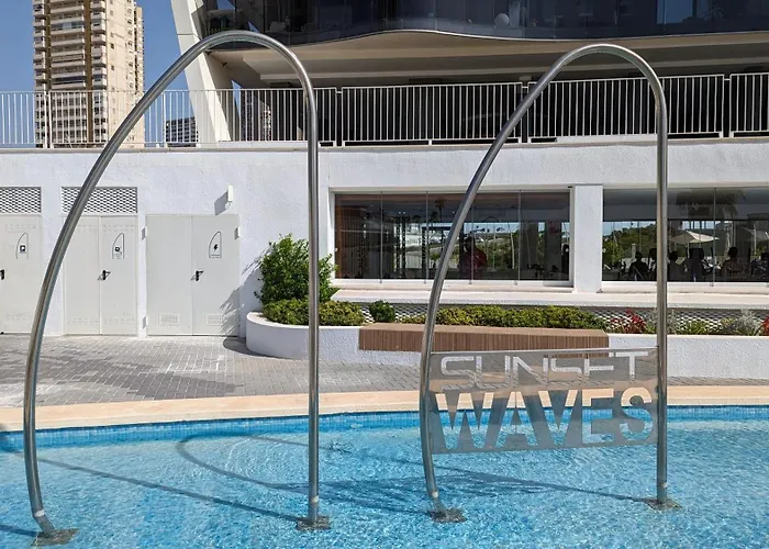Sunset Waves Sea & Sky Apartment